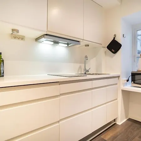 120m2 Near Culture Icons - Historic Fredericiagade Apartment *