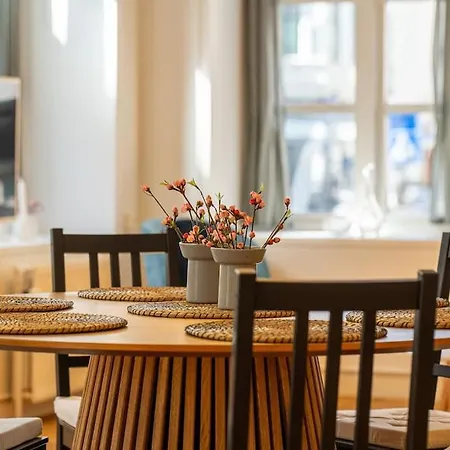 120m2 Near Culture Icons - Historic Fredericiagade Kopenhag