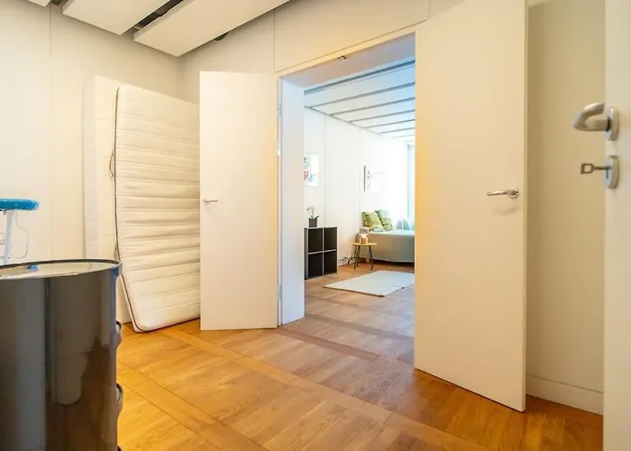 120m2 Near Culture Icons - Historic Fredericiagade * København